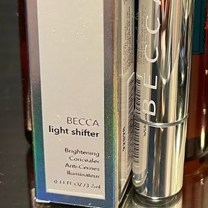 Light shifter brightening Concealer